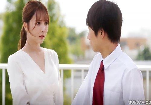 Nam sinh ngây thơ bị cô giáo Mikami Yua quyến rũ